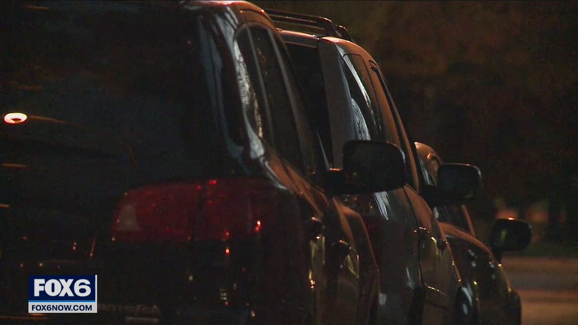 Milwaukee carjacking, bank keys stolen, teens arrested